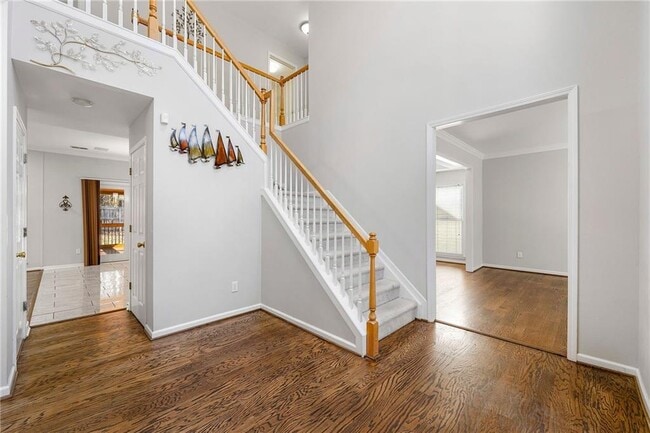 Building Photo - 1152 Manor Crest Ct NE