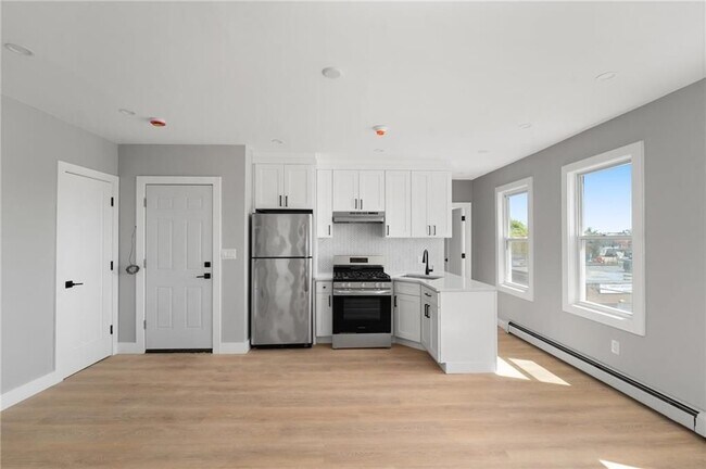 Foto del edificio - 735 Broadway