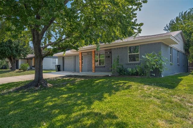 Building Photo - 2628 Belhaven Dr