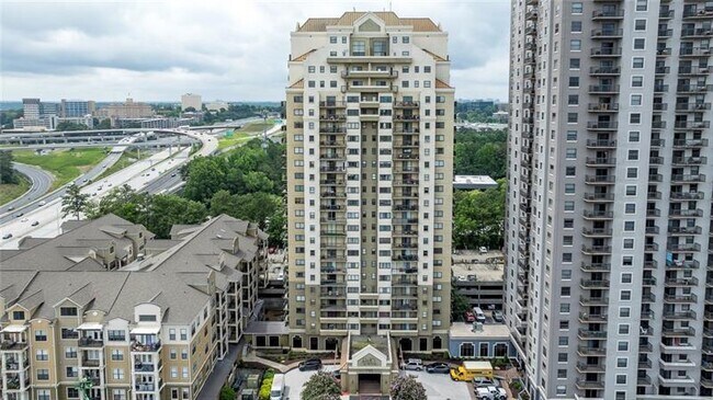 Foto del edificio - 795 Hammond Dr