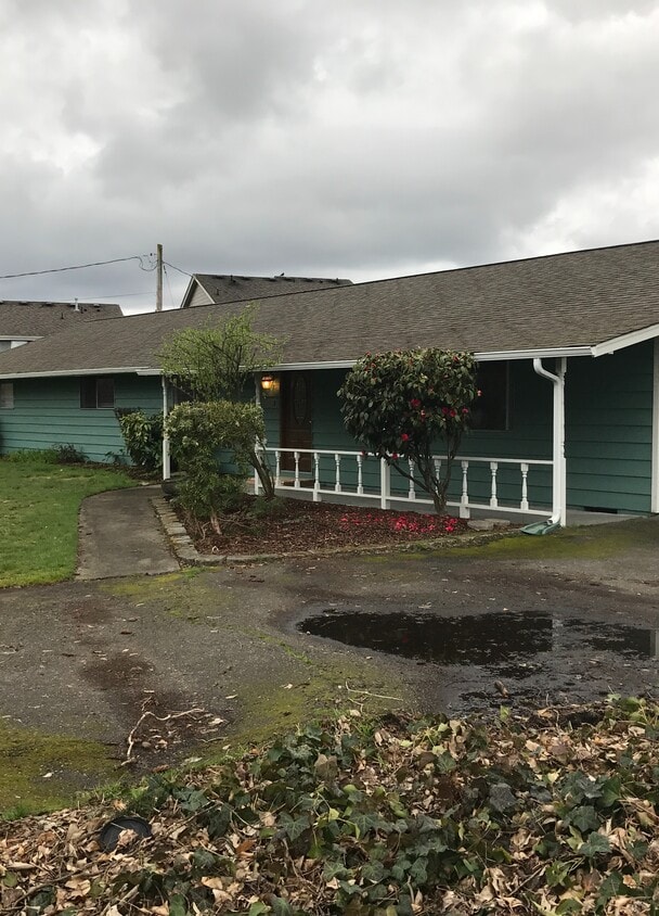 Foto principal - 2514 176th St E