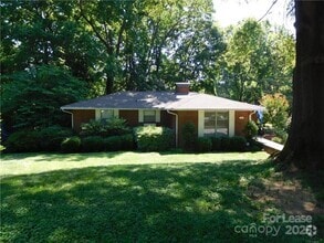 Building Photo - 1215 Sewickley Dr
