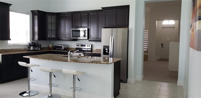 Building Photo - 4724 Allegra Dr