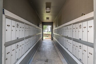 CAI17.jpg - Crossings at Irving Apartments