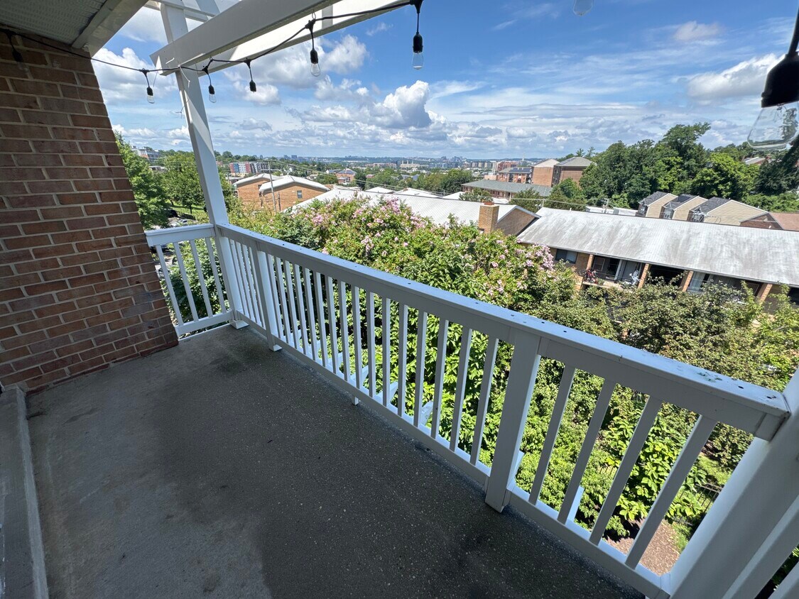 Master balcony - 2609 Douglass Rd SE