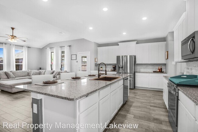 Foto del edificio - 5 br, 3.5 bath House - 2801 Cerro Ranch Rd