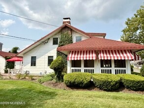 Building Photo - 1711 Snyder Ave