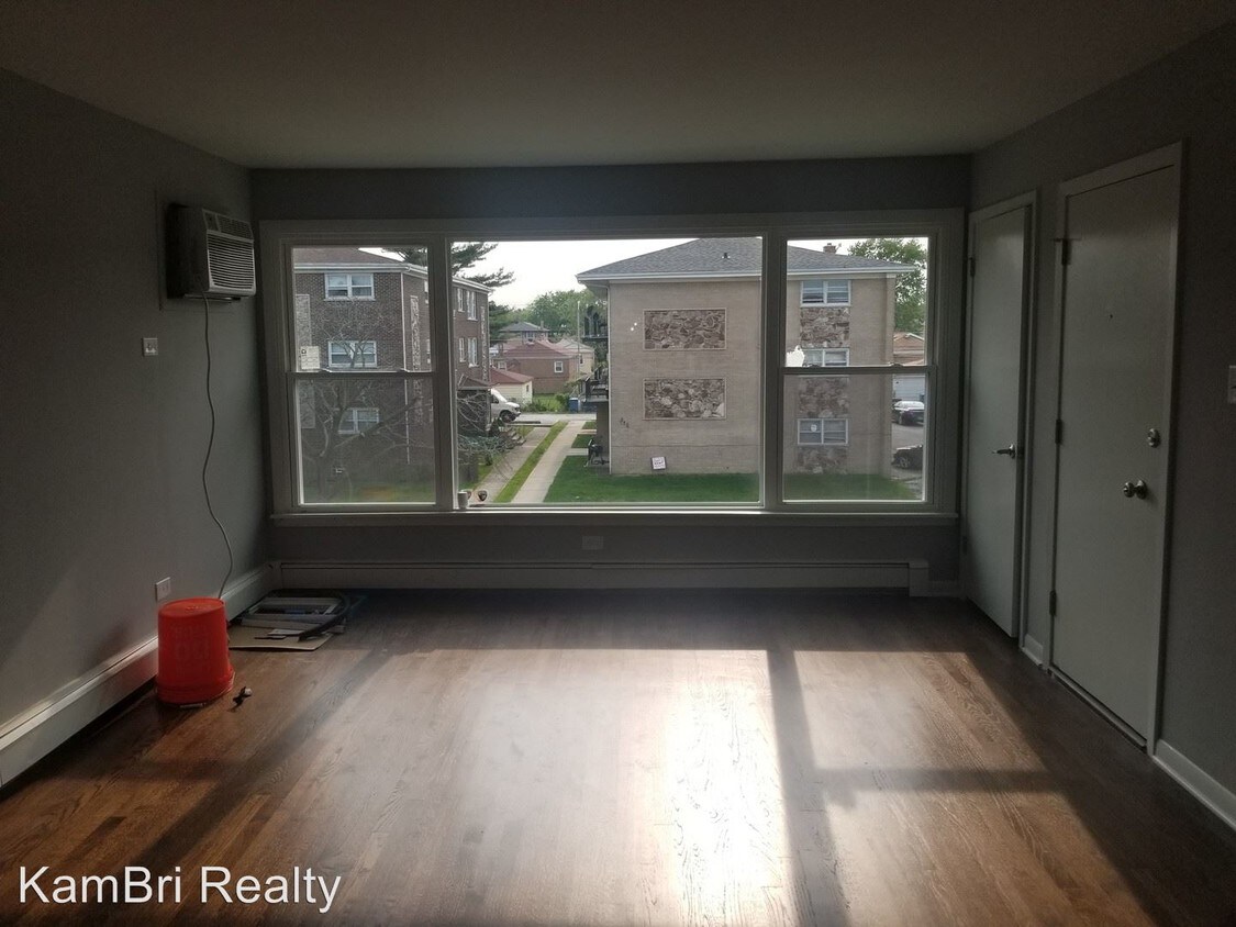Foto principal - 333 Yates Ave