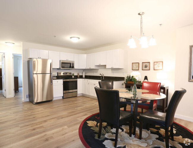 Eat In Kitchen - Luxury 2 bedroom apartments located in the...