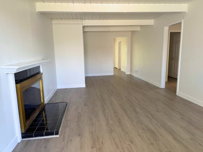Foto del edificio - 3174 Ameno Rd