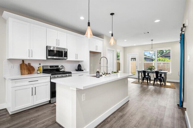 Foto del edificio - 8016 Willow St
