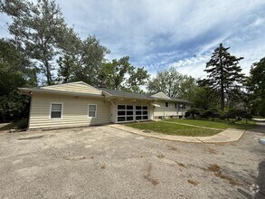 Building Photo - 5S074 Karns Rd