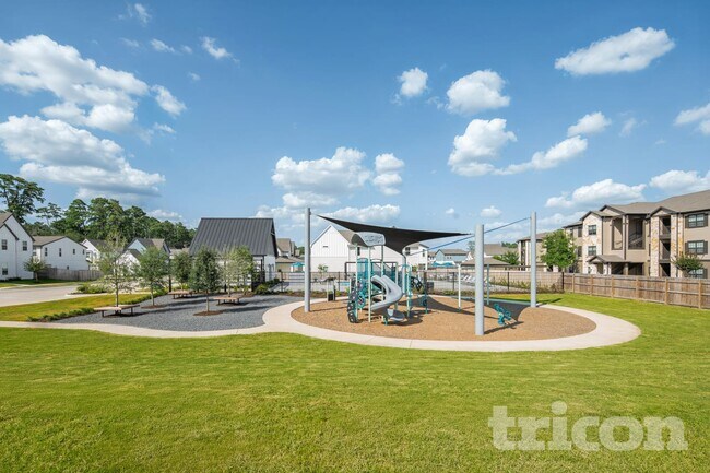 Interior Photo - Tricon Willow Creek