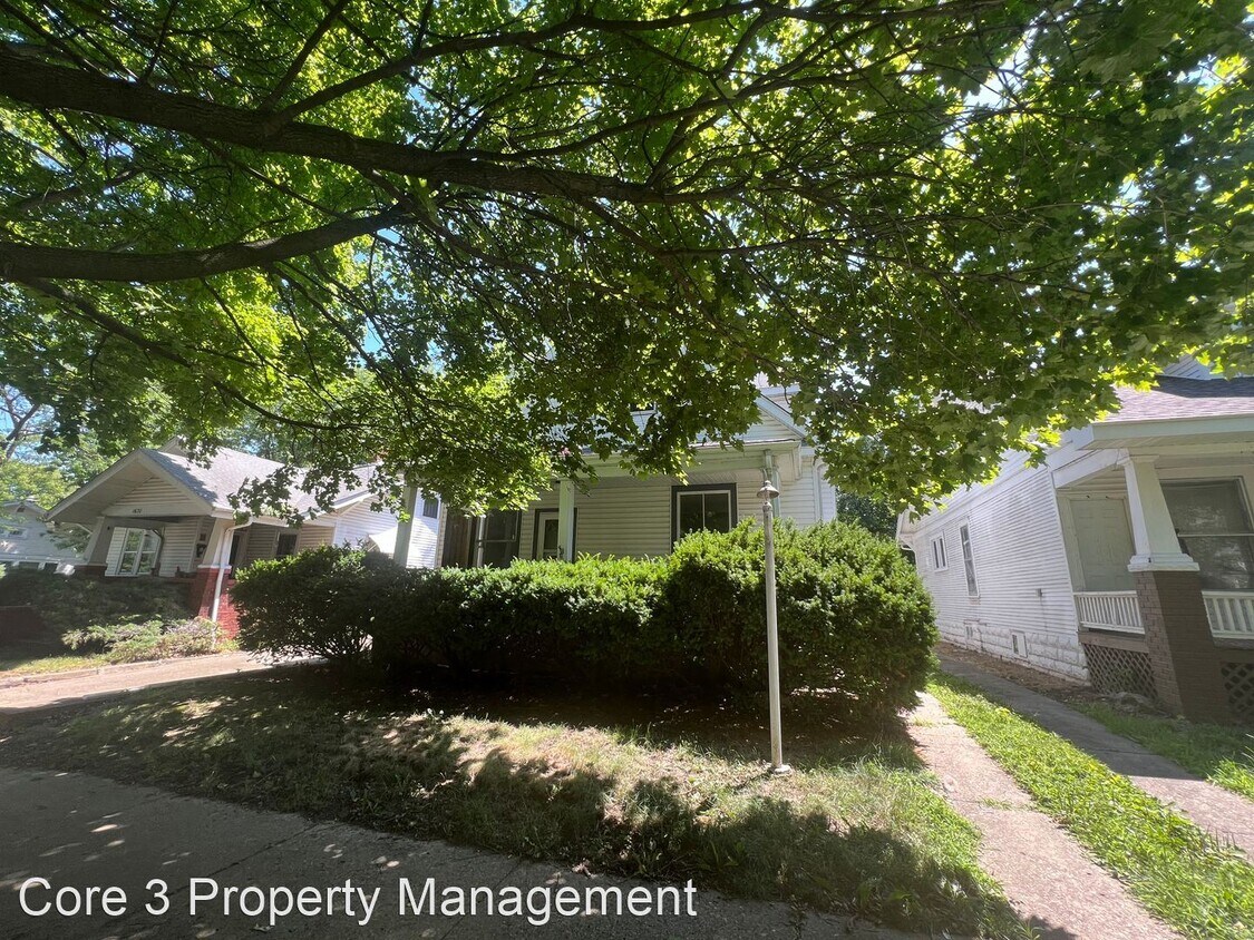 Primary Photo - 4 br, 1 bath House - 1660 N College
