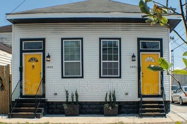 Photo - 1403 Port St Apartment