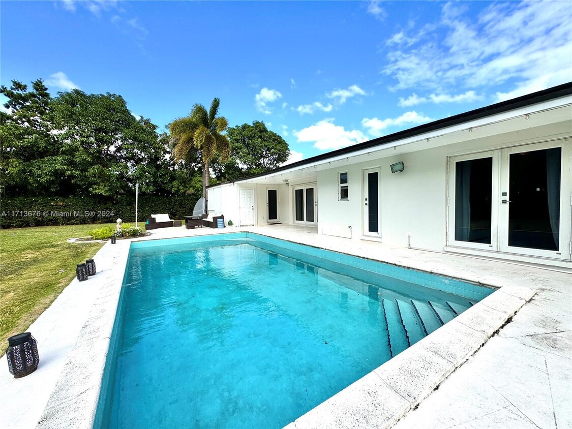 Foto principal - 7300 SW 84th Ct