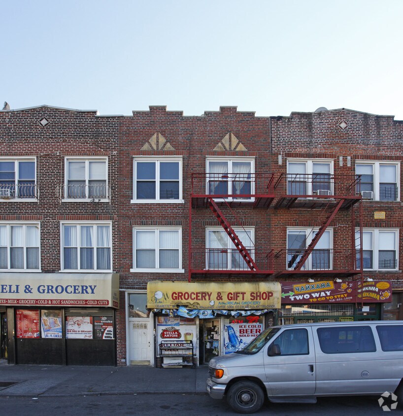 Foto del edificio - 30 Avenue O