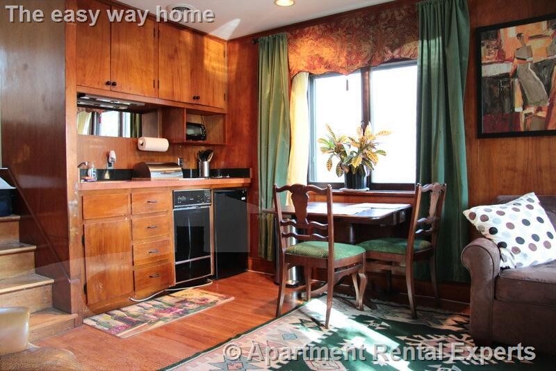 Primary Photo - 261 Mt Auburn St