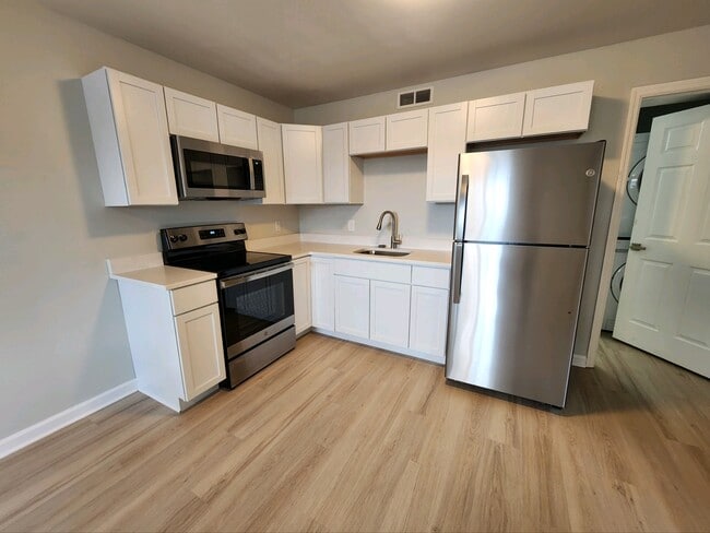 Kitchen - Hickory Lofts