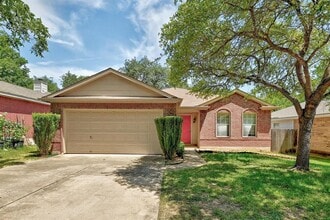 Building Photo - 2112 Coats Cir