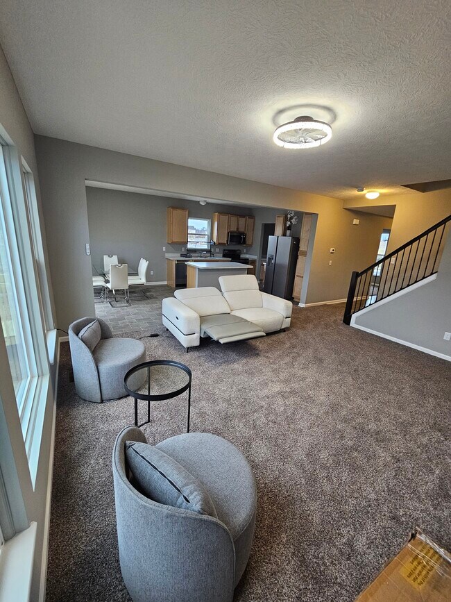 Foto del edificio - 211 Scotsgrove Dr