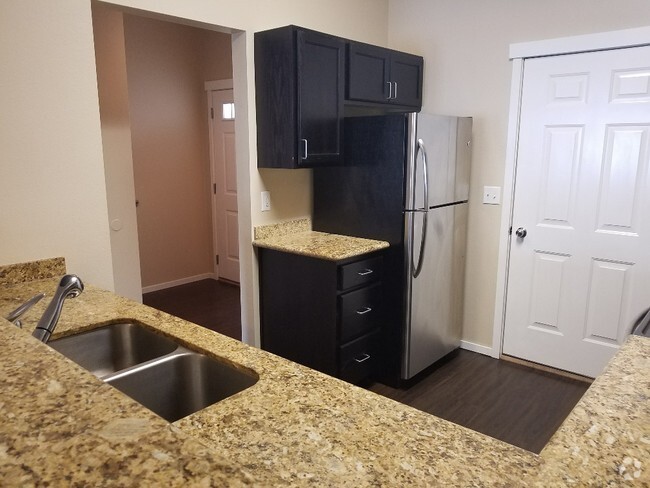 Building Photo - Orchard Townhomes