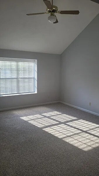 Foto del edificio - 473 Richview Park Cir W