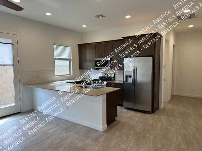 Building Photo - 2579 E Ibis St