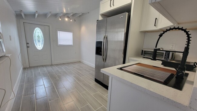 Foto del edificio - 1002 50th Ave Dr W