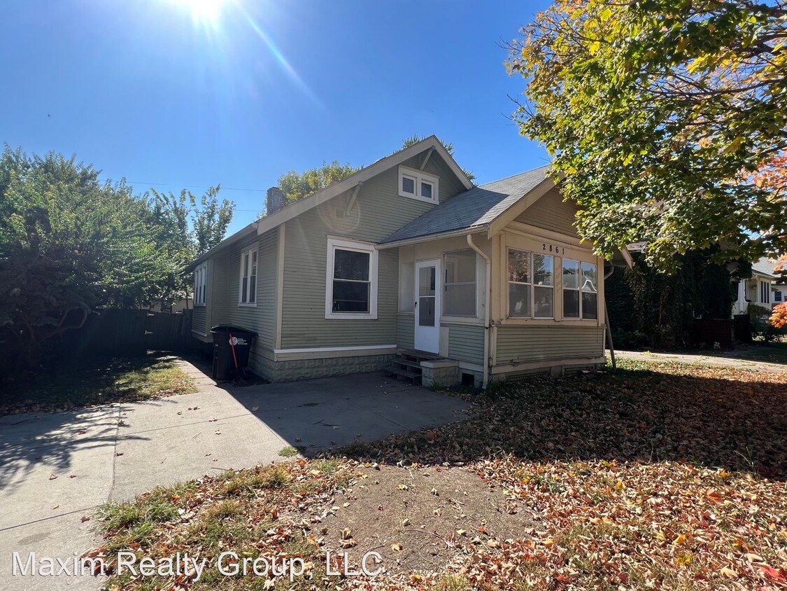 Primary Photo - 4 br, 1.5 bath House - 2861 MARY ST