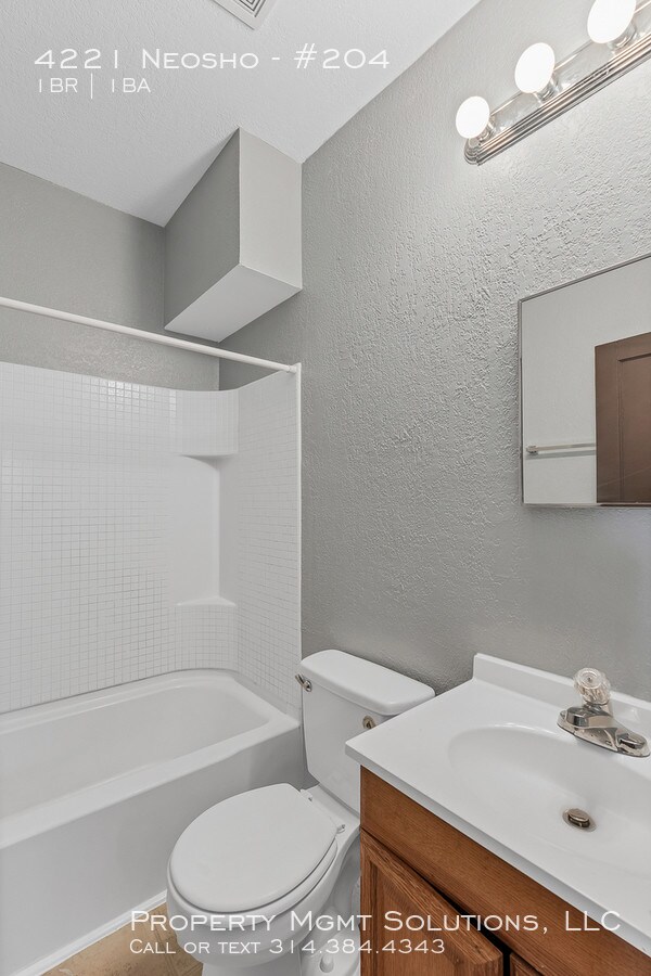 Foto del edificio - Large one bedroom with Bonus Room