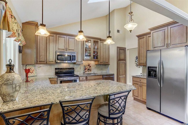 Building Photo - 39 Friendly Rd