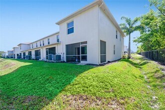 Building Photo - 15201 Wildflower Cir