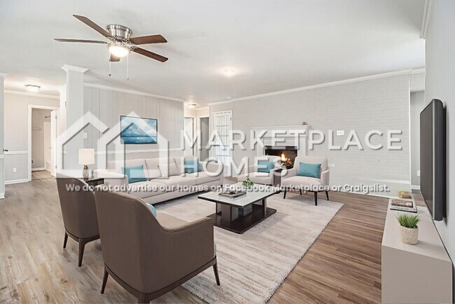 Building Photo - 1732 Fontaine Dr