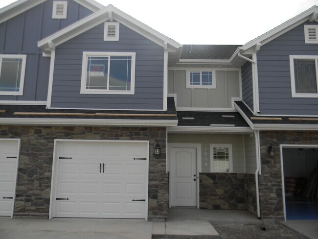 Building Photo - 1054 W 2050 S