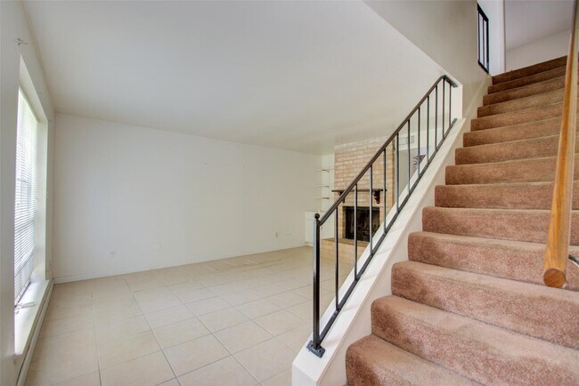 Foto del edificio - 4124 Belle Park Dr