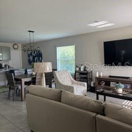 Building Photo - 650 Cheval Ln