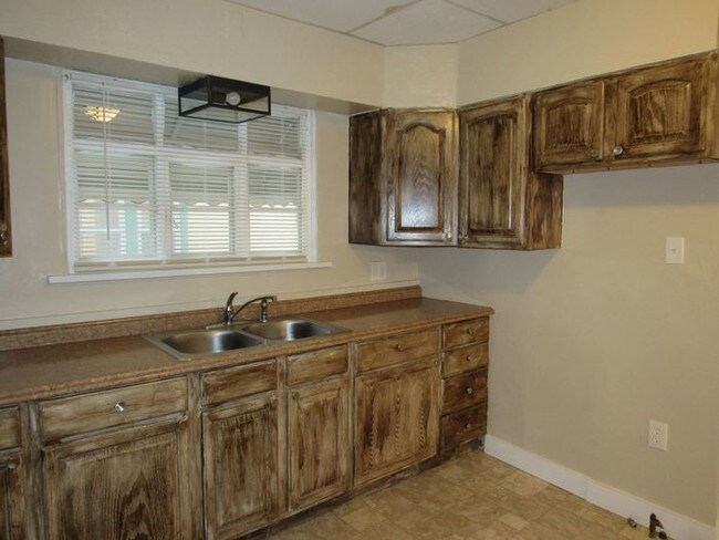 Foto del edificio - 13808 S Parkway Dr
