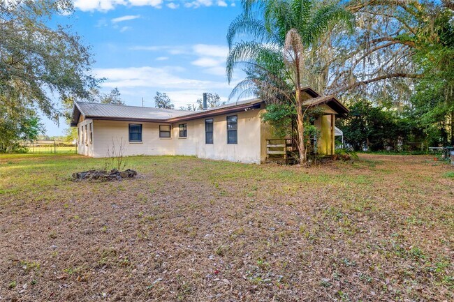 Building Photo - 36739 FL-54