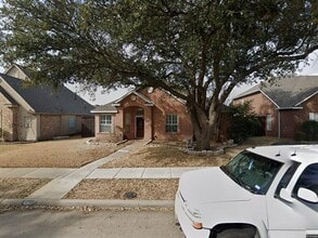 Building Photo - 8505 Bayham Dr