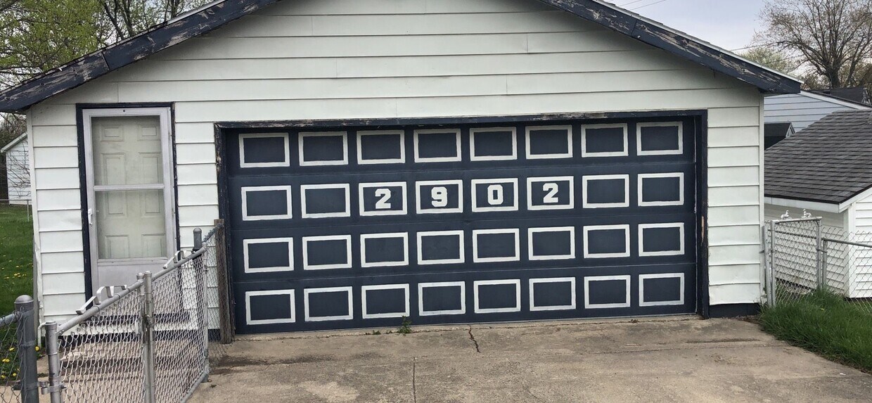 Foto del edificio - Available soon! For Rent: 3 Bedroom, 2 Bathroom Spacious Home! Large Garage!