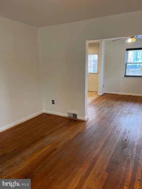 Foto del edificio - 340 34th Pl NE