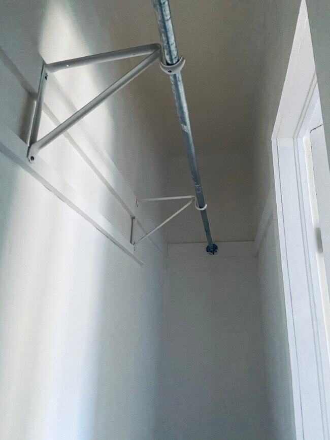 Foto del edificio - 517 NW 26th St