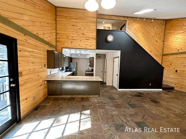 Foto del edificio - 1309 Browning Ave