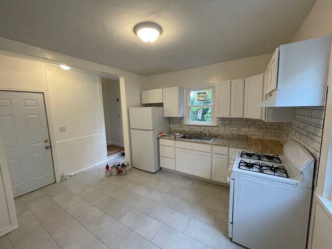 Foto del edificio - 50 Lawrence St