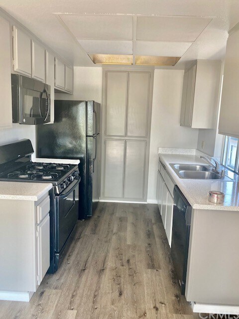 Foto del edificio - 6461 Olive Branch Ln