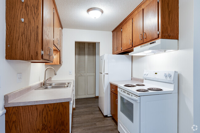 Interior Photo - Apache Manor Apartments