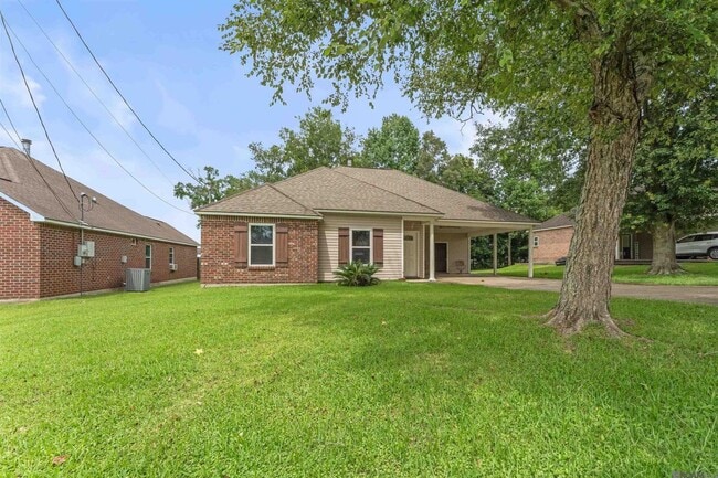 Building Photo - 18606 Perkins Oak Rd
