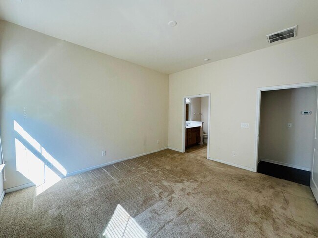 Building Photo - 11071 J. C. Murray Dr NW