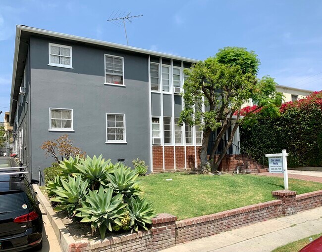 Foto del edificio - 357 S Hoover St